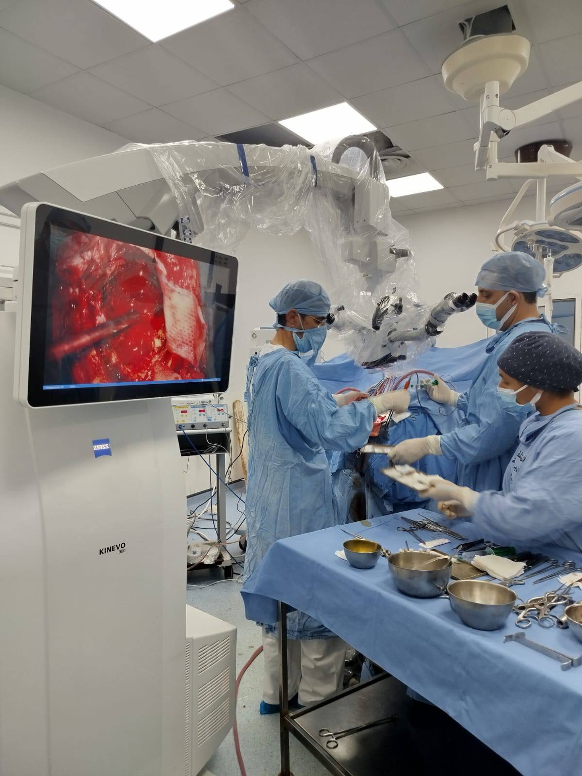 Succès Médical en Tunisie : Résection Précise d'une Tumeur Cérébrale